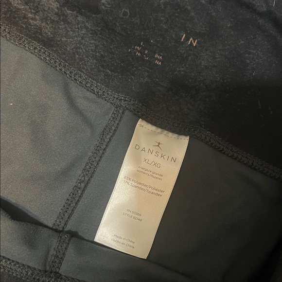 Black tye dyed  Leggings - Picture 3 of 8